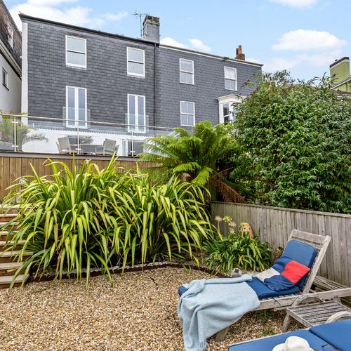 C60044b9 c717 44e3 98af 0003a90d4c34 homerunner