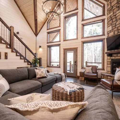 Floor to ceiling windows to capture all the views.