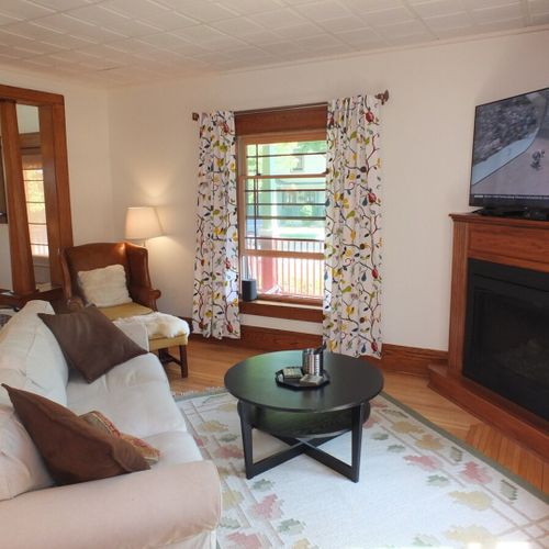 Living room:  another angle