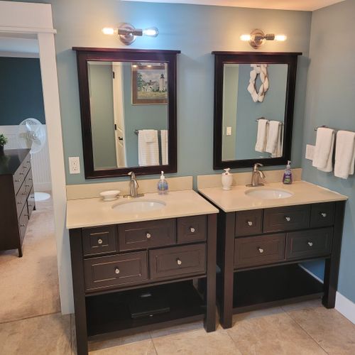 Bathroom #2 (larger house, main floor):  this is the private en suite full bathroom for bedroom #1.