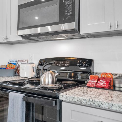 Wake up and brew a fresh cup of coffee in this fully equipped kitchen! With a variety of appliances and essentials at your fingertips, you’ll feel right at home preparing your favorite meals.