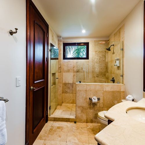 Guests bathroom