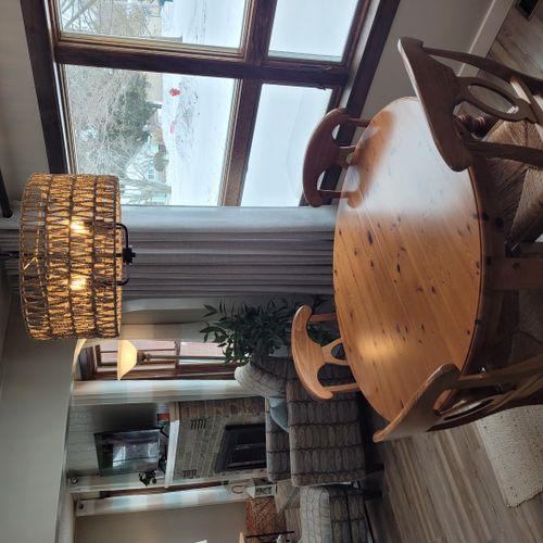 Dining area:  there a lovely dining area with table and chairs for 4 adults between the kitchen and the living room.