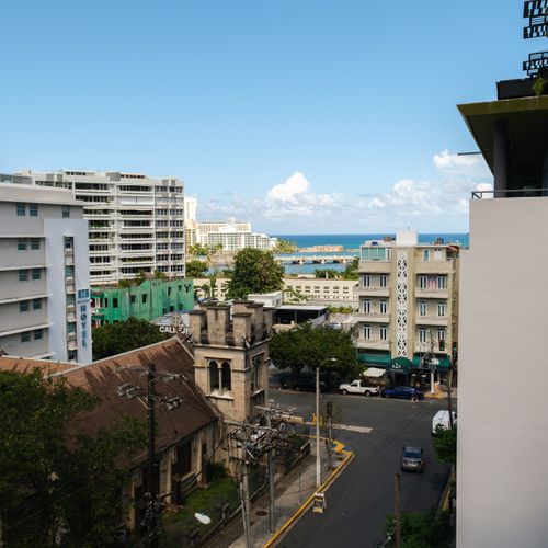 Be captivated by breathtaking panoramic views of both the vibrant city and the serene ocean, offering a picturesque backdrop to your stay.