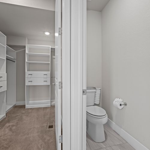 Large walk-in closet with space to fully unpack.