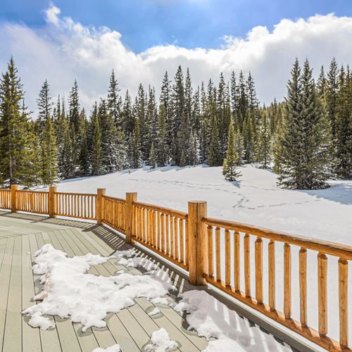 Stargaze from our expansive deck and lose yourself in nature's splendor