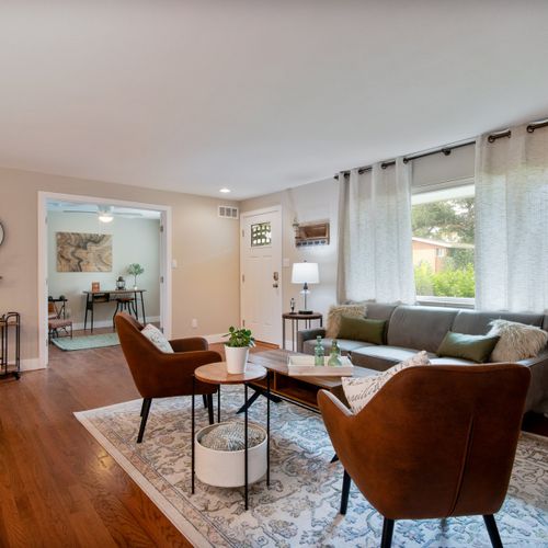 Welcome to our inviting retreat nestled in arvada, co! Relax and unwind in the cozy living room, complete with plenty of seating and a flat screen tv.