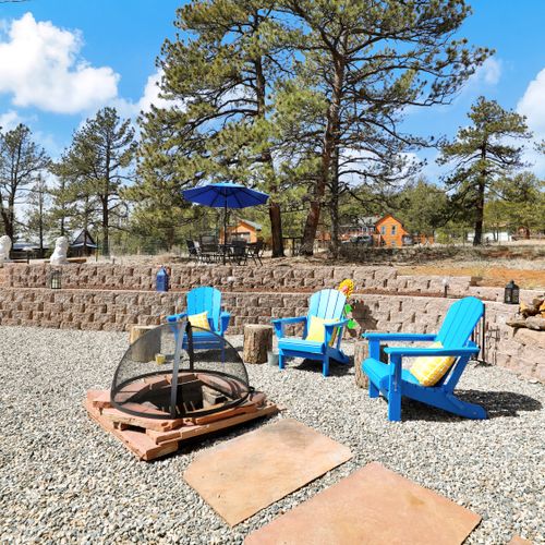 Relax outside and let the clean, pine-scented air refresh you.