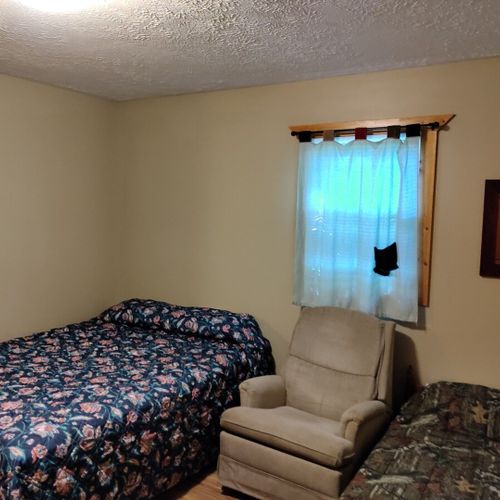 Bedroom:  includes 2 twin-size beds and a very comfy chair.