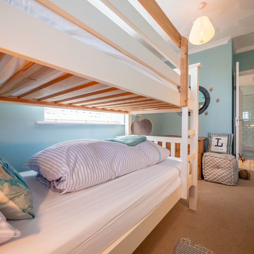 D109b658 9d71 415f 827a a35c7570819f homerunner