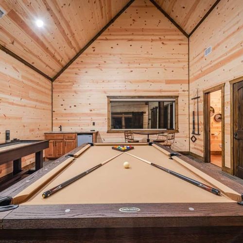 Pool table in the game room!