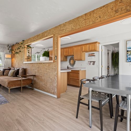 Dine and connect in this peaceful blend of comfort and modern elegance.