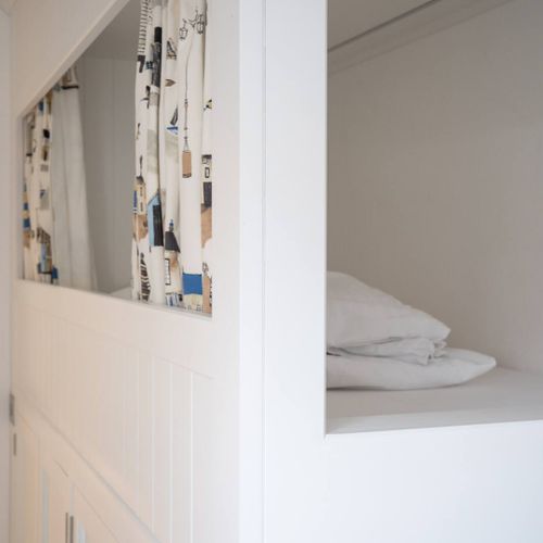 Cabin room (3x single beds)