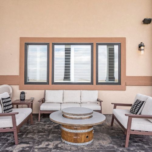 Plenty of spaces to relax both indoors and outdoors.