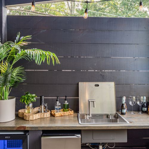 A peak behind the poolside bar.