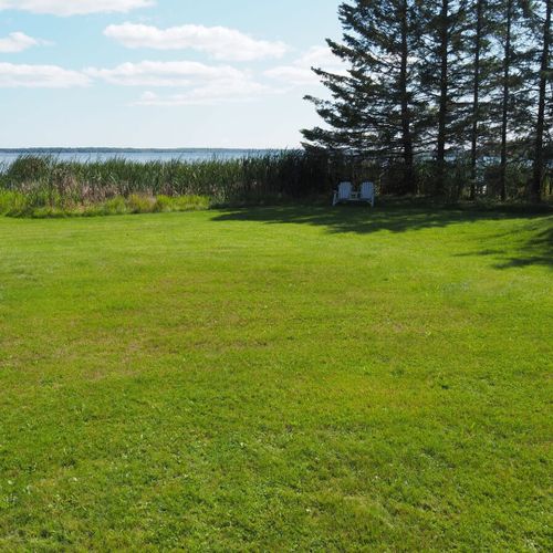Exterior:  the large lakefront backyard