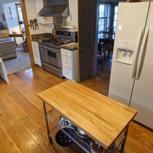 Kitchen:  the home has a large and modern kitchen with all appliances, including a large gas range, dishwasher, toaster, and both keurig and regular drip coffee makers.