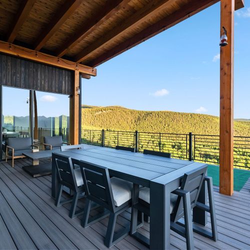 Enjoy meals outside surrounded by fresh alpine air and scenic beauty.
