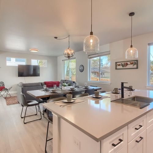 Enjoy the natural flow of the main floor and the natural light that illuminates the space.