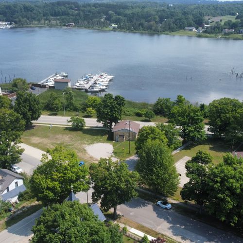 Exterior:  another aerial photo showing betsie bay (which is also called betsie lake).