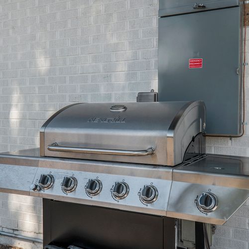 Fire up the bbq grill for a sizzling outdoor cookout, where you can enjoy delicious meals while soaking up the fresh air and sunshine!