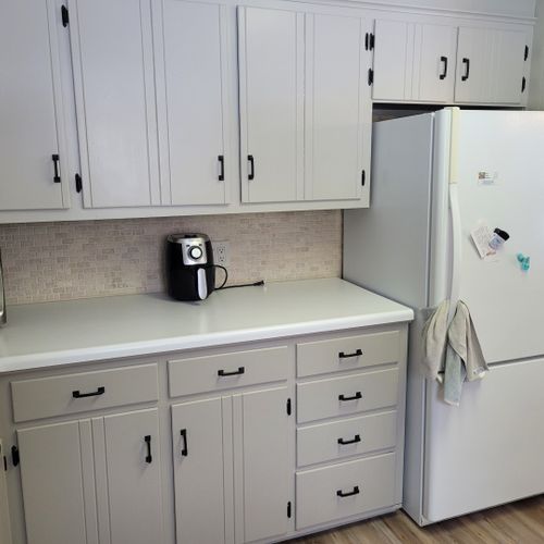 Kitchen:  the home has a large and modern kitchen with all appliances including a dishwasher. There is also a good supply of cooking and dining utensils.
