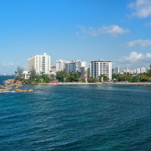 Experience the best of both worlds: tranquil lagoon waters meeting the lively Condado skyline. Your perfect scenic escape!
