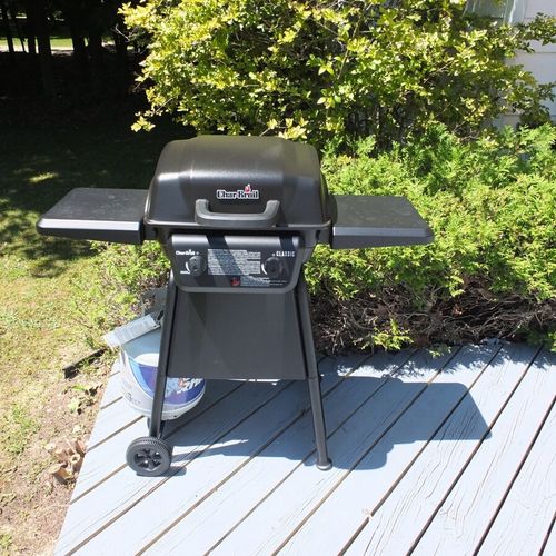 Exterior:  the propane grill
