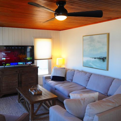 Overall:  the gorgeous living room!