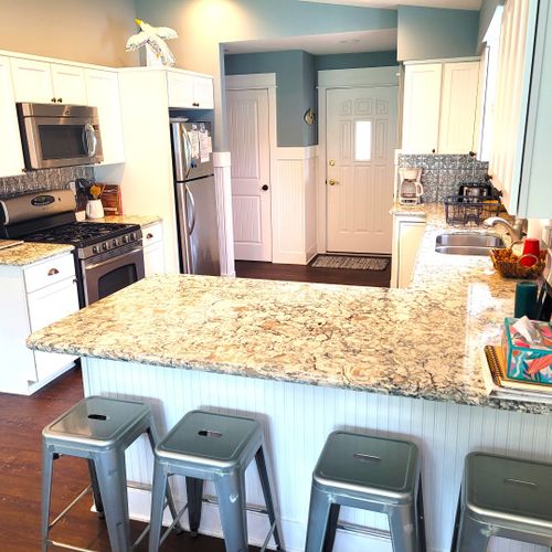 Larger house - kitchen:  full kitchen with all appliances including a dishwasher.