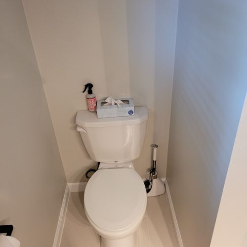 Bathroom #1:  very nice newly-remodeled full bathroom.
