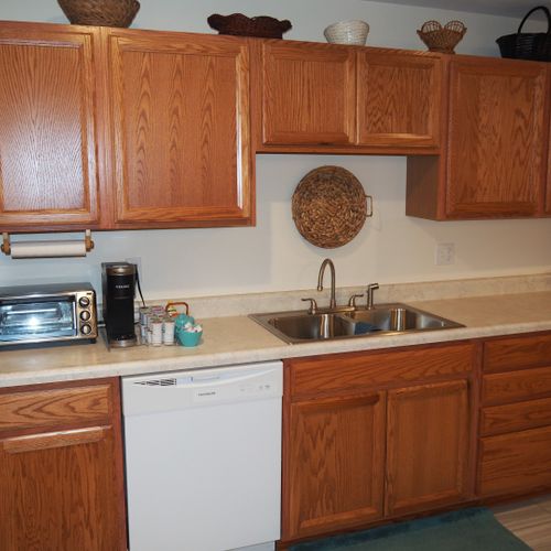Kitchen:  very convenient and modern kitchen with all appliances including a dishwasher, microwave, toaster oven, and keurig coffee maker.