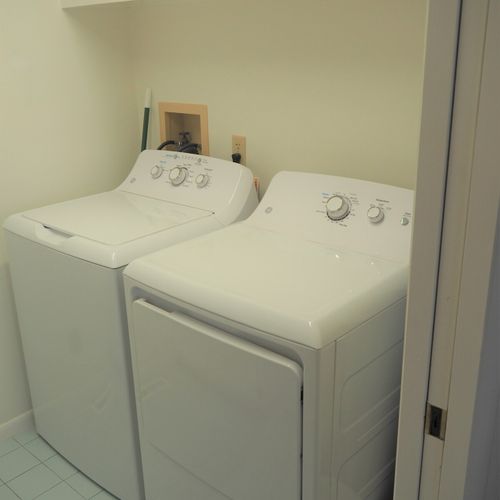 Laundry room:  there is a very convenient private laundry room connected to the master bedroom (i. E. You enter the laundry room through the master bedroom).