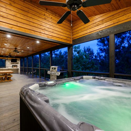 Luxury hot tub!