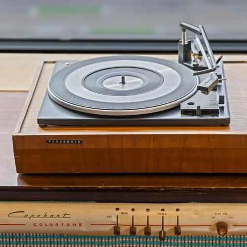 Vintage charm meets modern comfort.