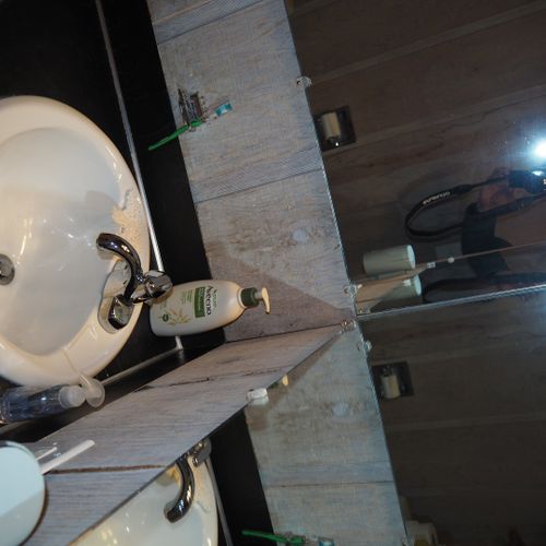 Bathroom #2 (second floor)