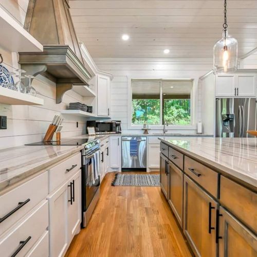 Another view of this modern farmhouse kitchen.