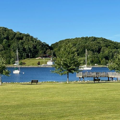 Area photos:  betsie lake next to downtown frankfort