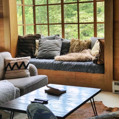 Bay seating for those afternoon naps.