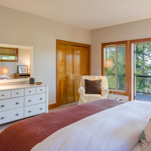 e7f89bb9 1129 43f7 9b1d 316b935c18ab homerunner