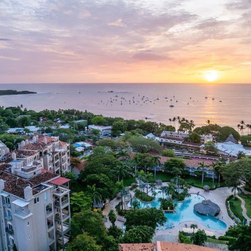 Enjoy breathtaking sunsets everyday!