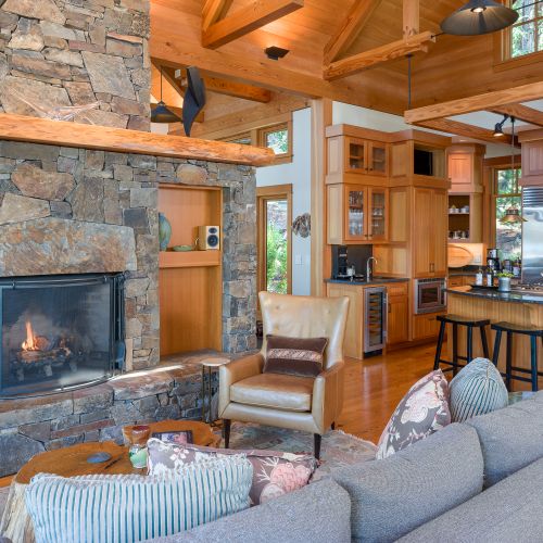 e9a26750 e8a5 414d aa0e 0e7ca804f005 homerunner