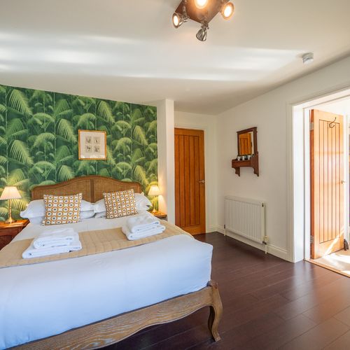 Ea2599c4 3480 405b adae 167bb9951766 homerunner