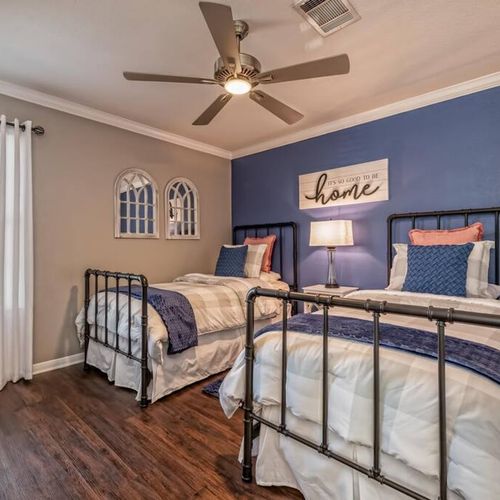 Br 2, two twin beds, attached bathroom with shower