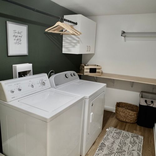 Stay fresh—washer/dryer combo for your convenience.