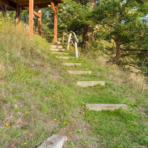 ec2f8a3b 8f1f 481e aebb 0d55ee5f3b90 homerunner