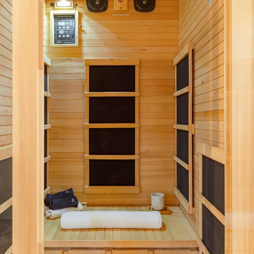 Enjoy the private Sauna to help reduce tension in the joints and relieve sore muscles. (In main floor bedroom.)