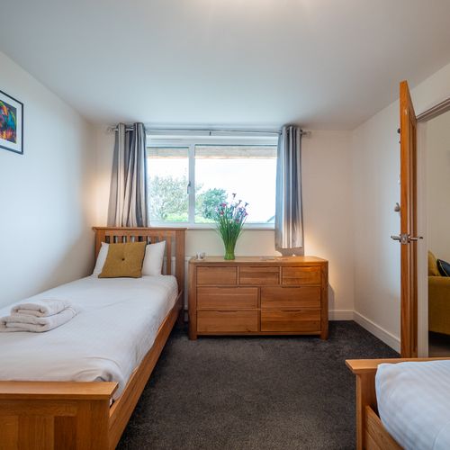 Edb6d65e f38a 42ce abab 81c31b8eb874 homerunner