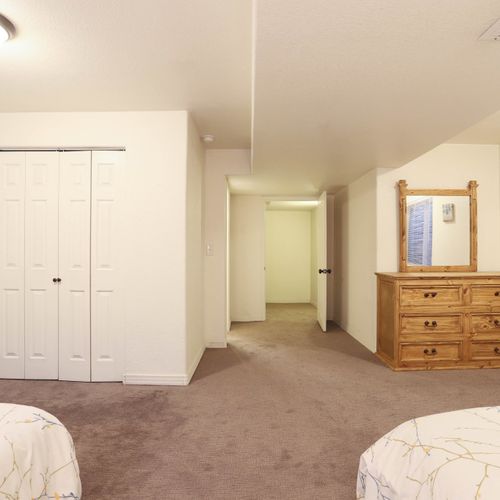 Soft carpeting underfoot and space to stretch out.