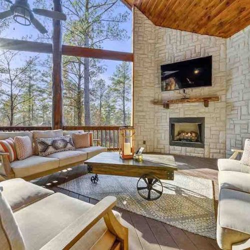 Gorgeous outdoor lounging area around the gas fireplace!